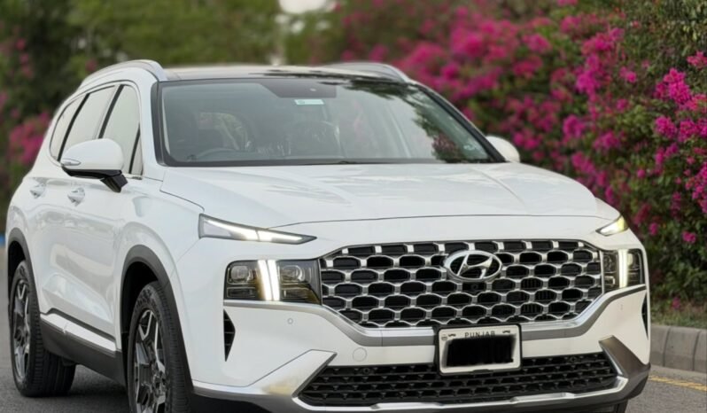 
								Hyundai Santa Fe Awd Signature full									