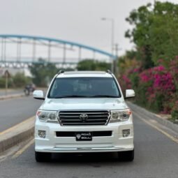 
										Toyota Land Cruiser ZX full									