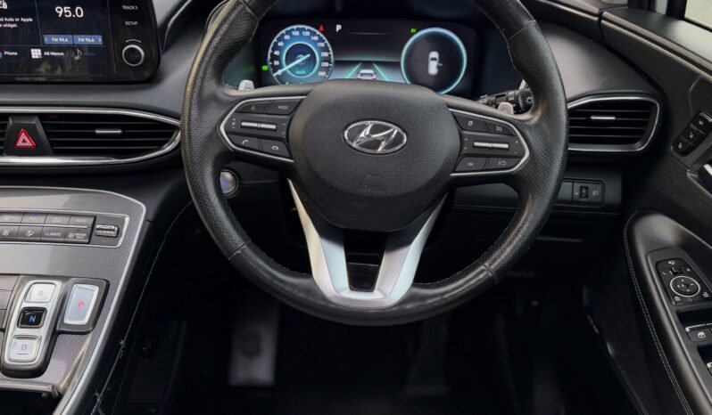 
								Hyundai Santa Fe Awd Signature full									