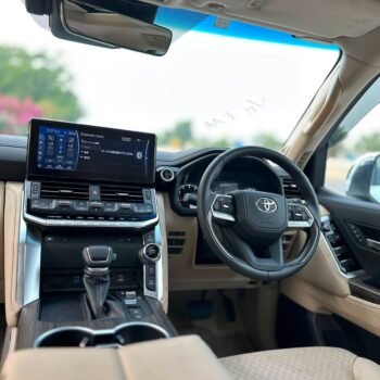 Toyota Land Cruiser ZX LC300