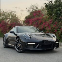 
										Porsche 911 Carrera 992 8th Gen full									