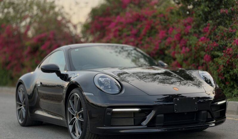 
								Porsche 911 Carrera 992 8th Gen full									