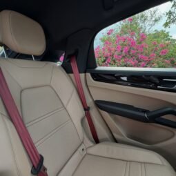 
										Porsche Cayenne E Hybrid Coupe full									