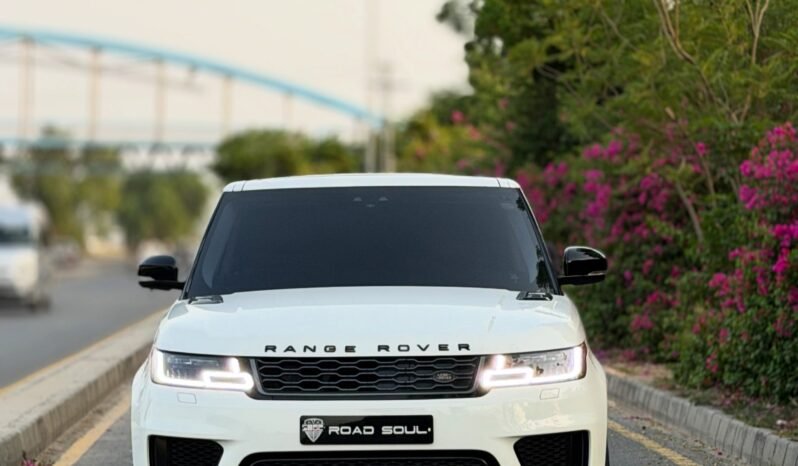 
								Range Rover Sport Dynamic P400e full									