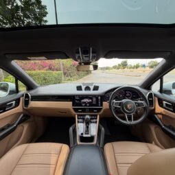 
										Porsche Cayenne E Hybrid Coupe full									