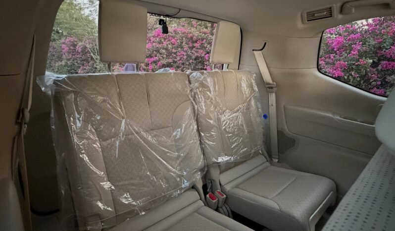 
								Toyota Land Cruiser ZX LC300 full									