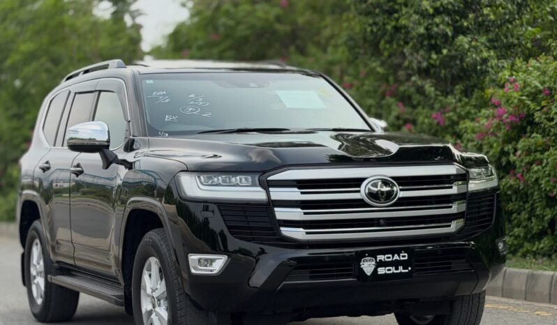 
								Land Cruiser AX full									