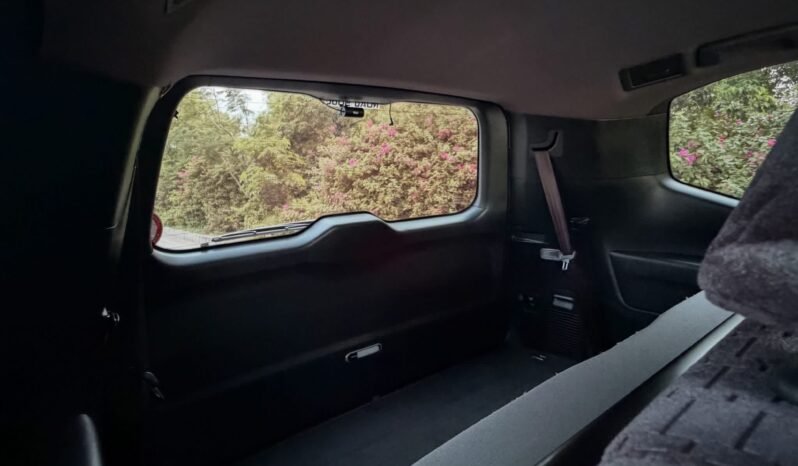 
								Land Cruiser AX full									