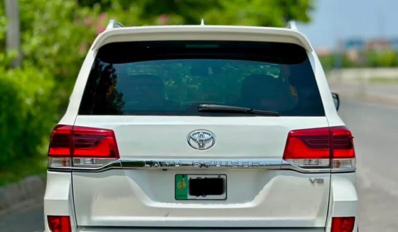 
								Land Cruiser AX-G full									