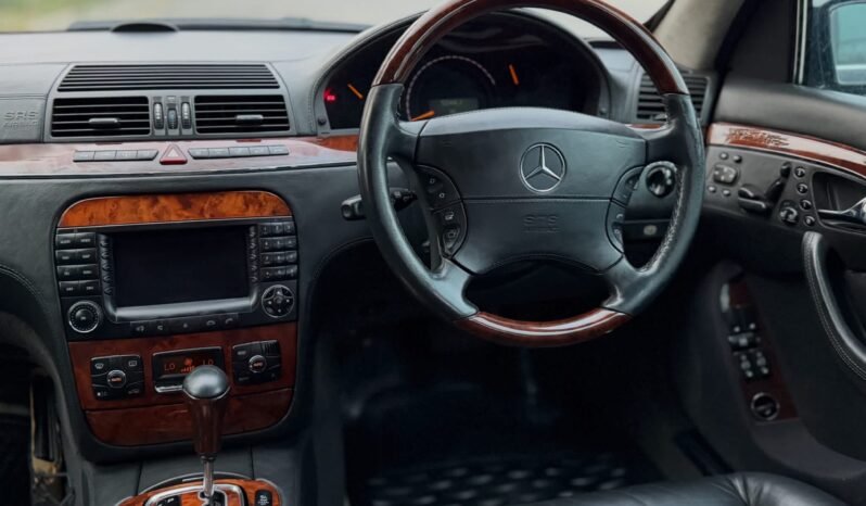 
								Mercedes Benz S600 Guard full									