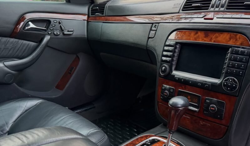
								Mercedes Benz S600 Guard full									