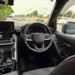 
										Toyota Land Cruiser LC300 full									