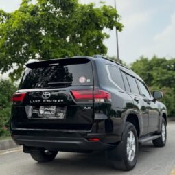 Toyota Land Cruiser LC300
